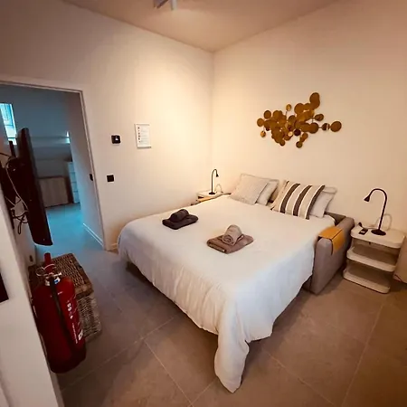 Christina's 1 Bed- Third Floor 5 Min From Apartment Ostend